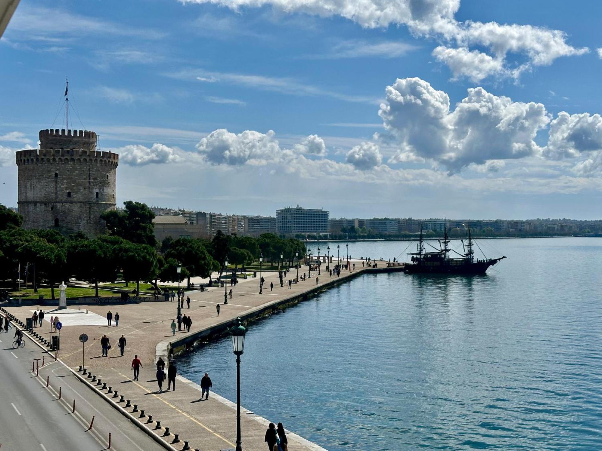 Infinity Sea View Apartment Thessaloniki Exterior photo