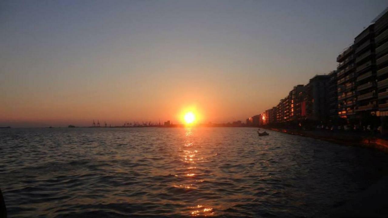 Infinity Sea View Apartment Thessaloniki Exterior photo